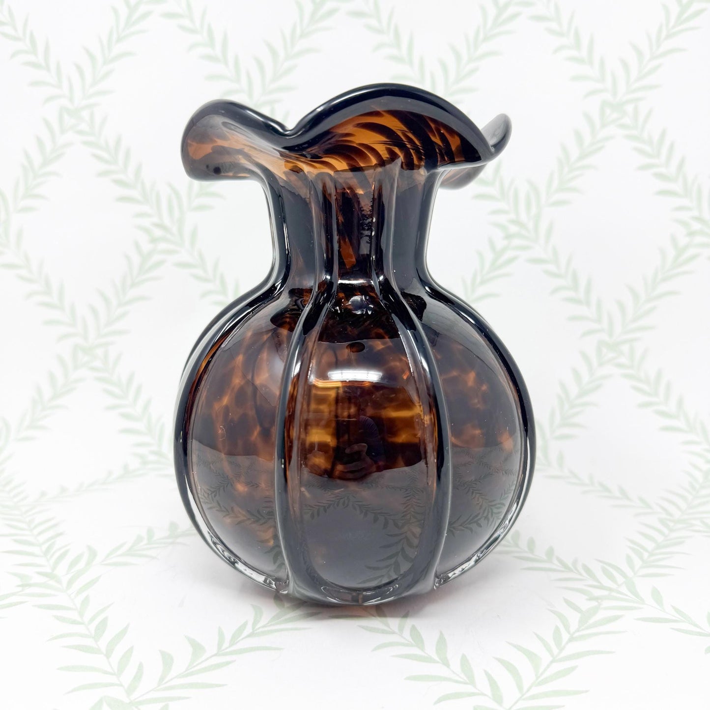 Glass Tortoiseshell Pattern Ruffle Vase