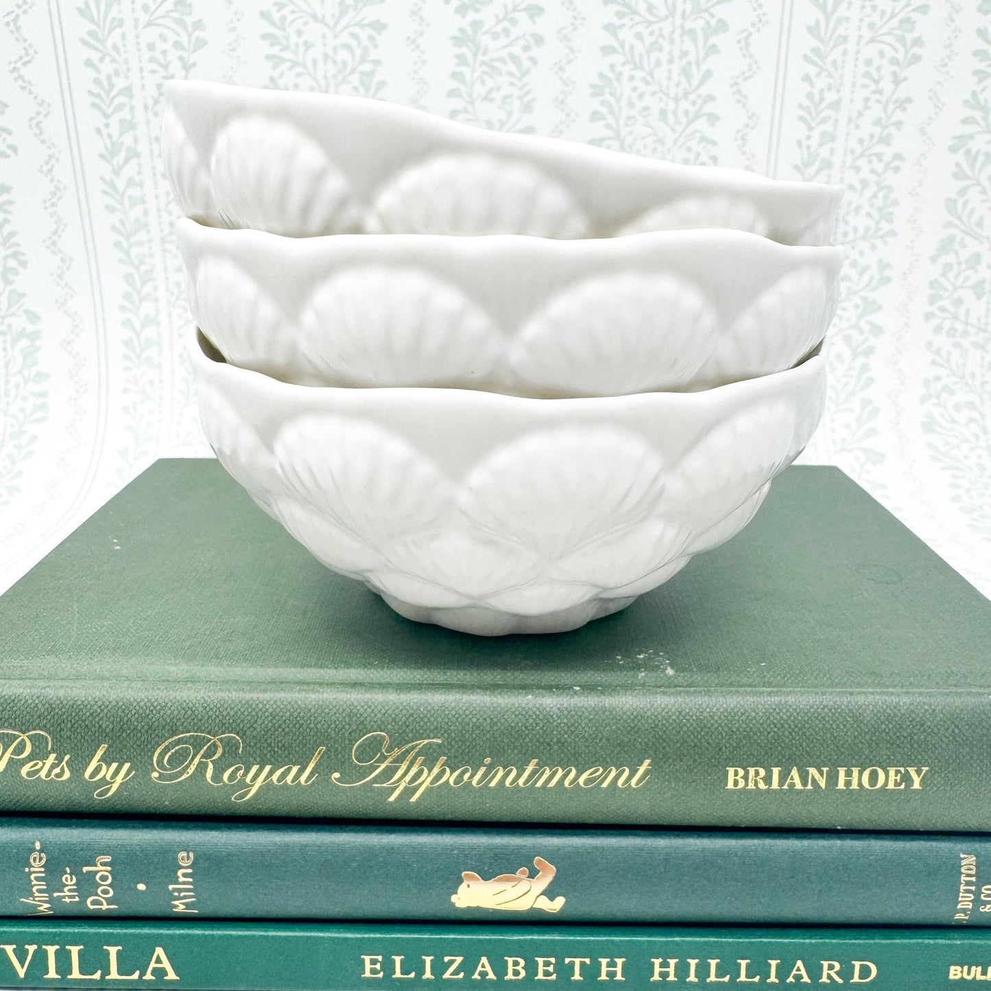 Set of 3 White Seashell Tidbit Bowls