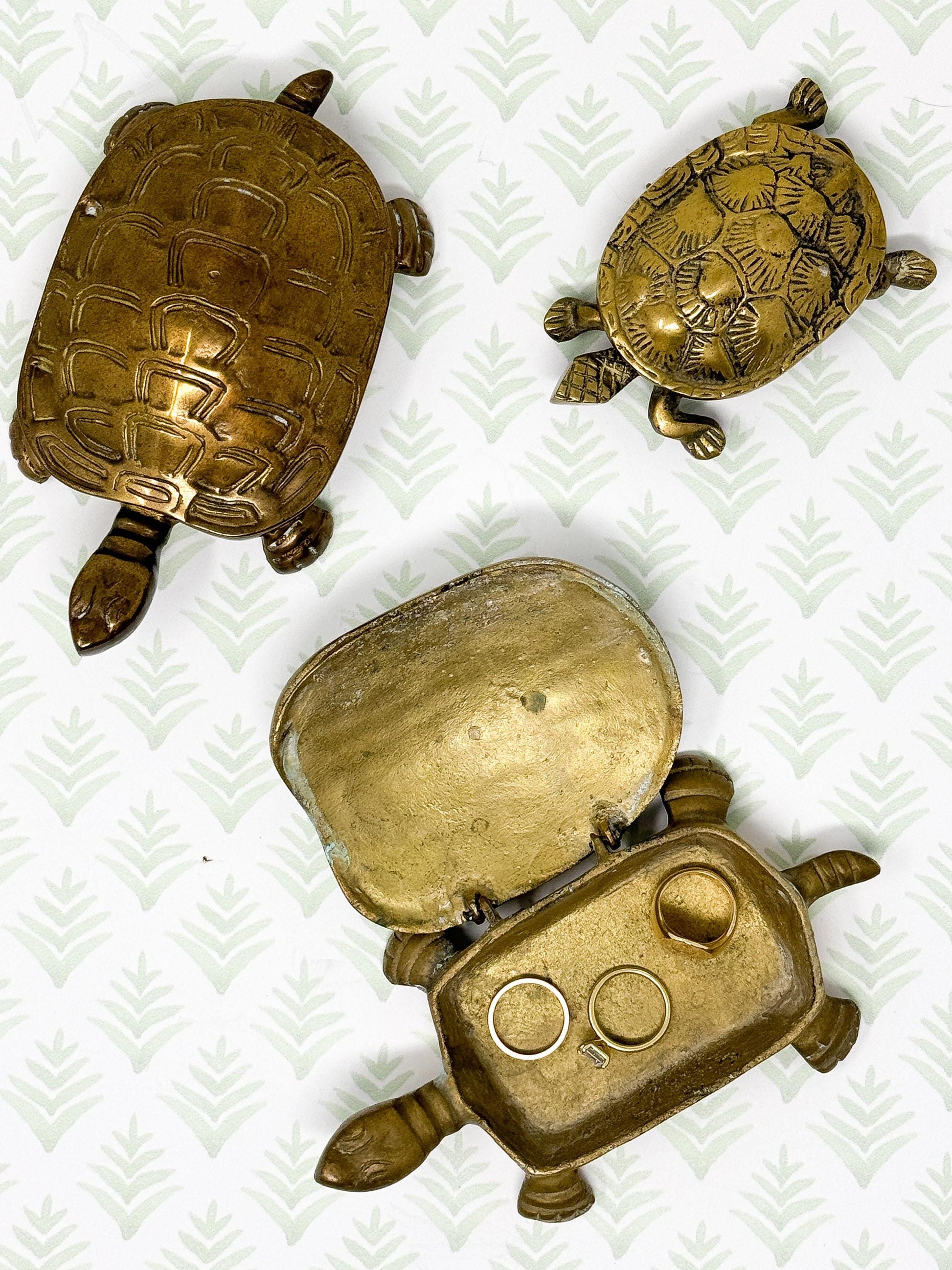 Vintage Brass Turtle Hinged Box Figurine
