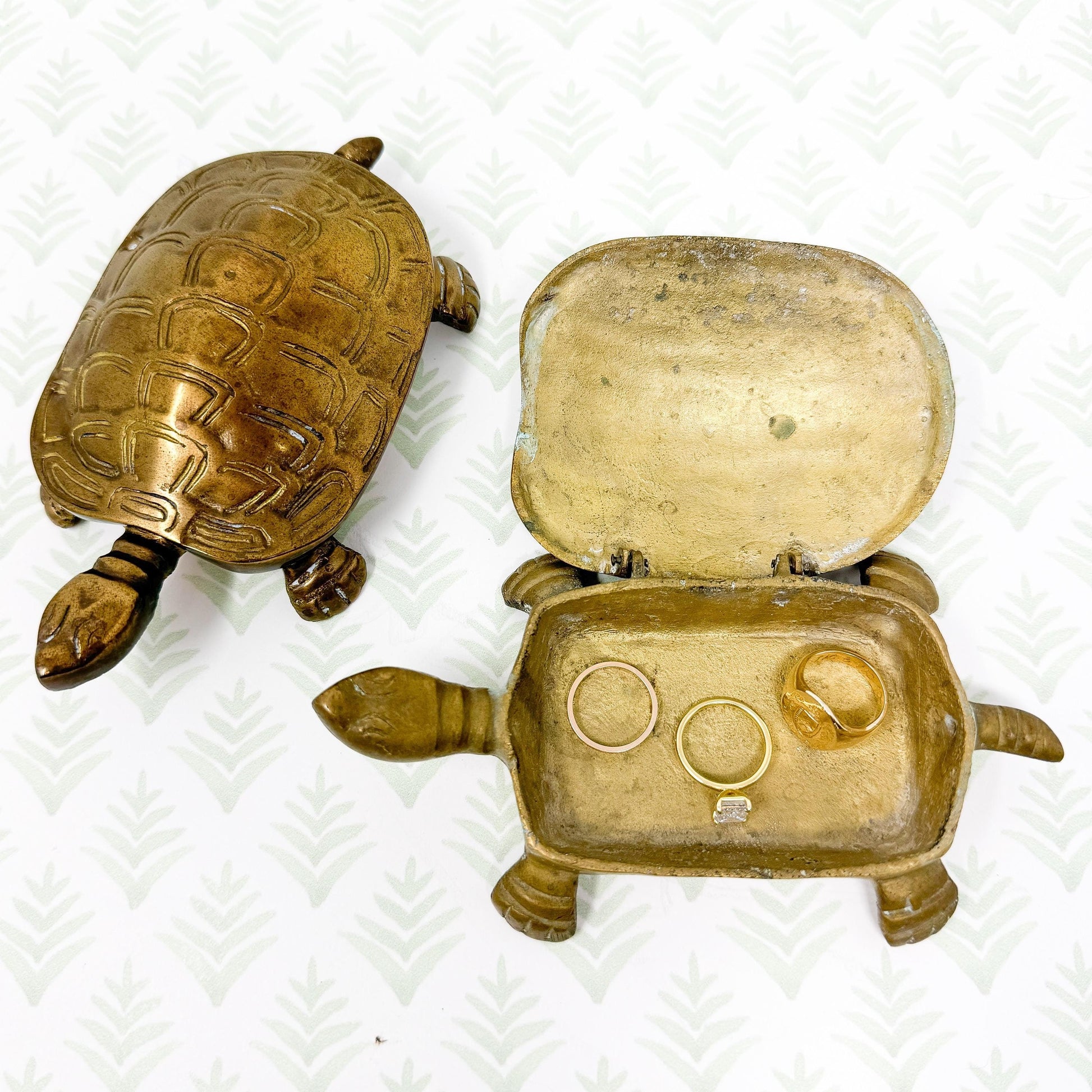 Vintage Brass Turtle Hinged Box Figurine