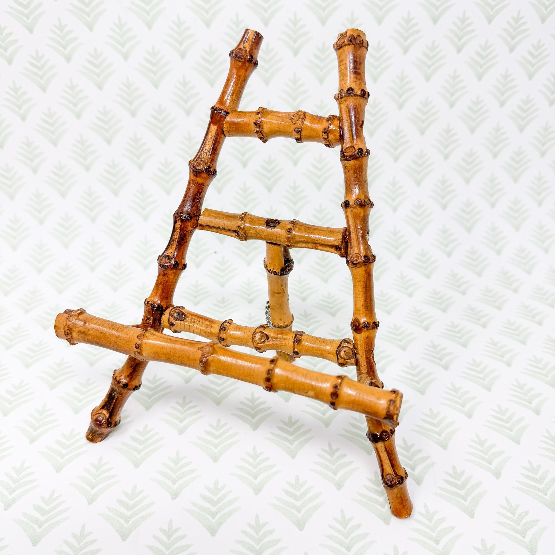 7.5" Vintage Burnt Bamboo Table Easels