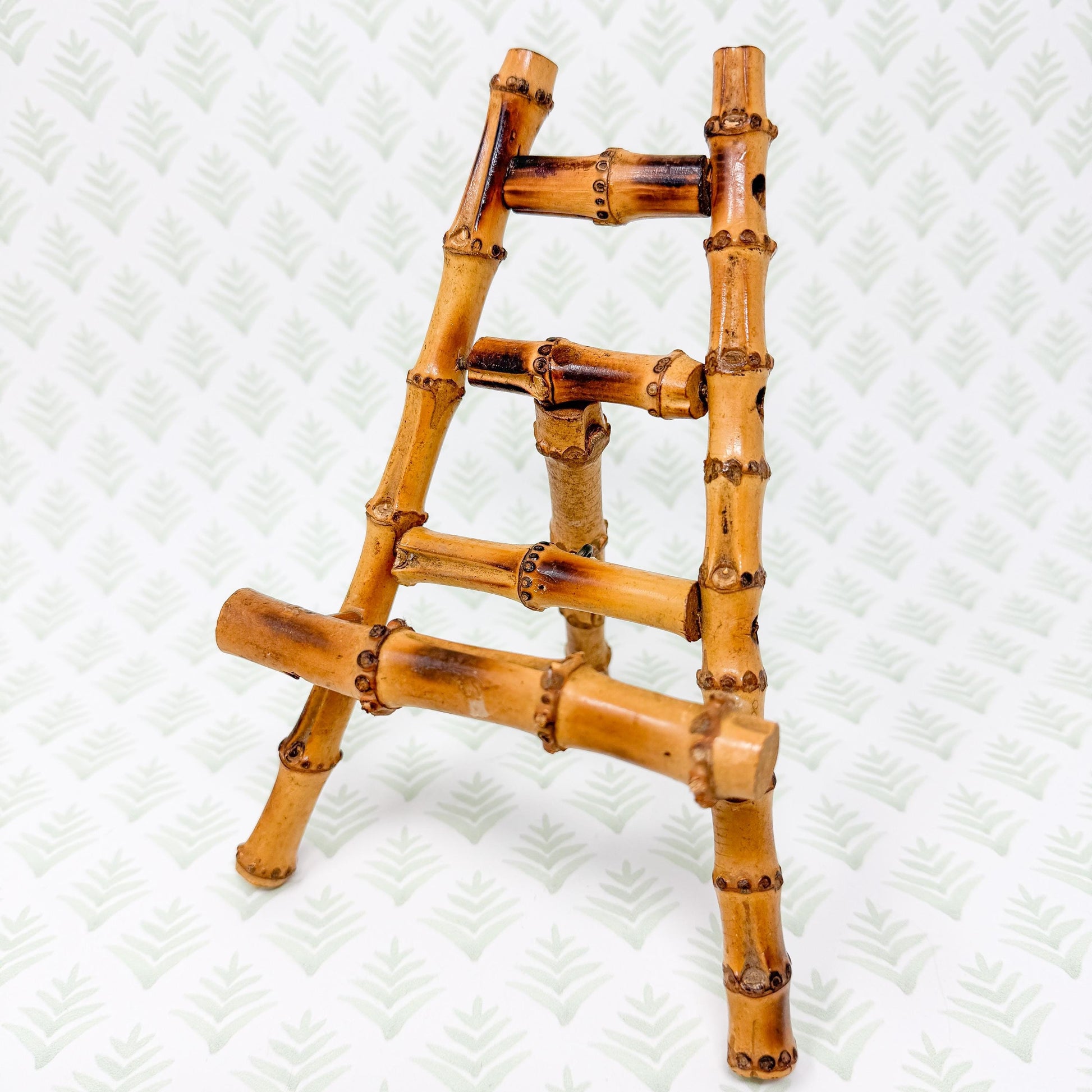 7.5" Vintage Burnt Bamboo Table Easels