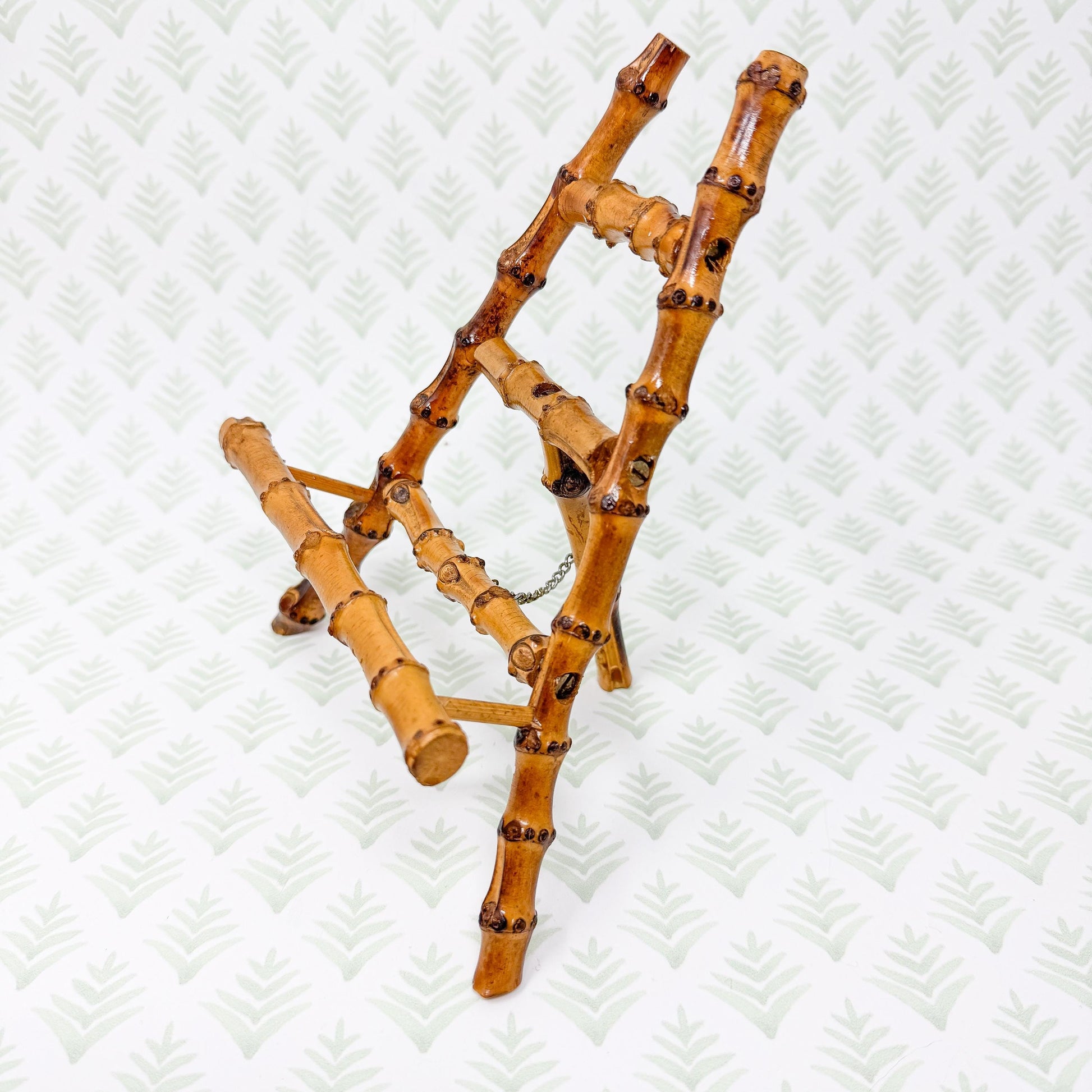 7.5" Vintage Burnt Bamboo Table Easels