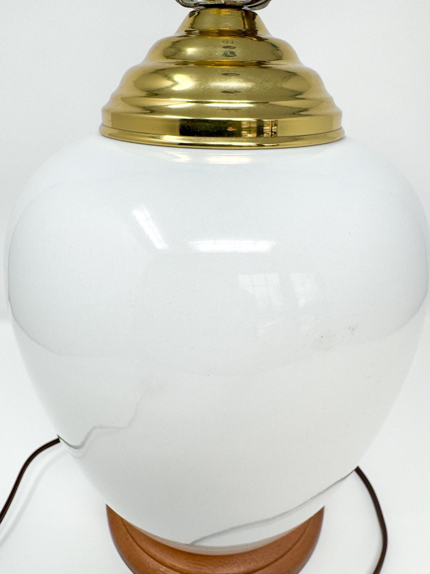 Vintage Maryland Polychrome Tobacco Jar Table Lamp