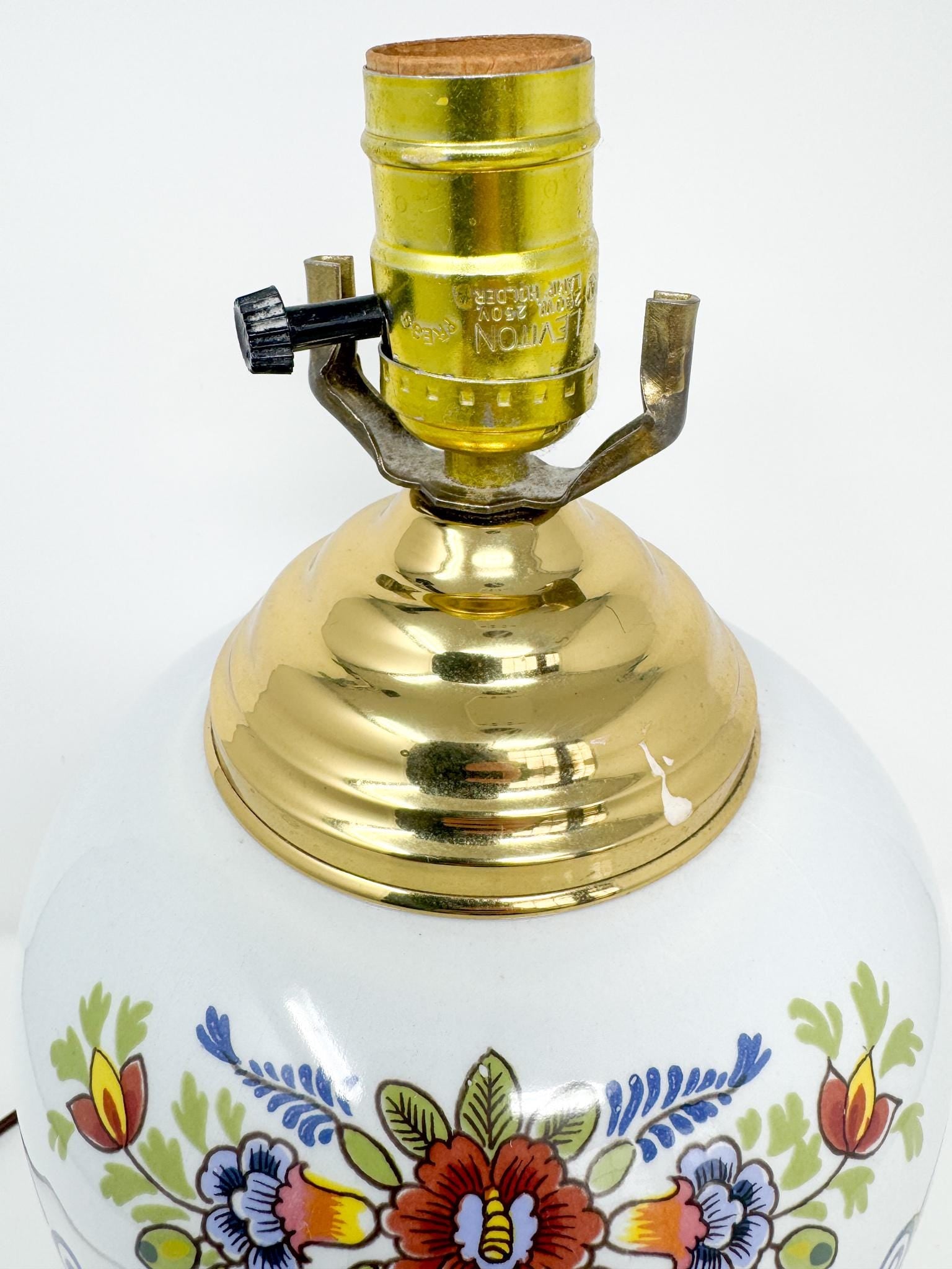 Vintage Maryland Polychrome Tobacco Jar Table Lamp