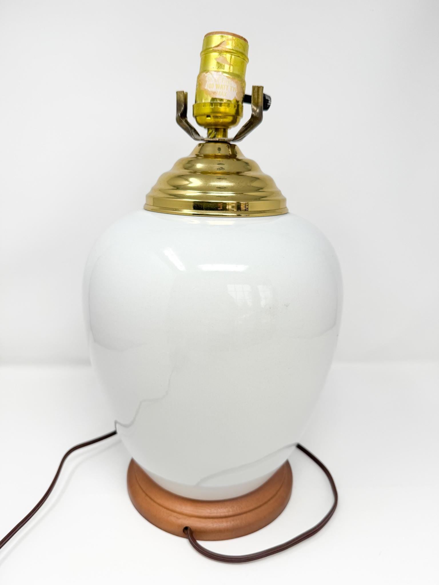 Vintage Maryland Polychrome Tobacco Jar Table Lamp
