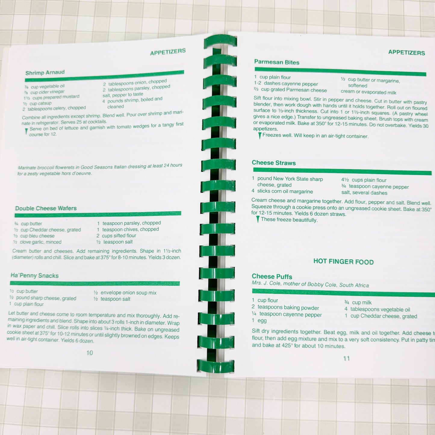 Vintage Tea-Time at the Masters Cookbook, Spiral Bound