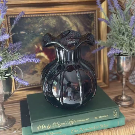 Glass Tortoiseshell Pattern Ruffle Vase