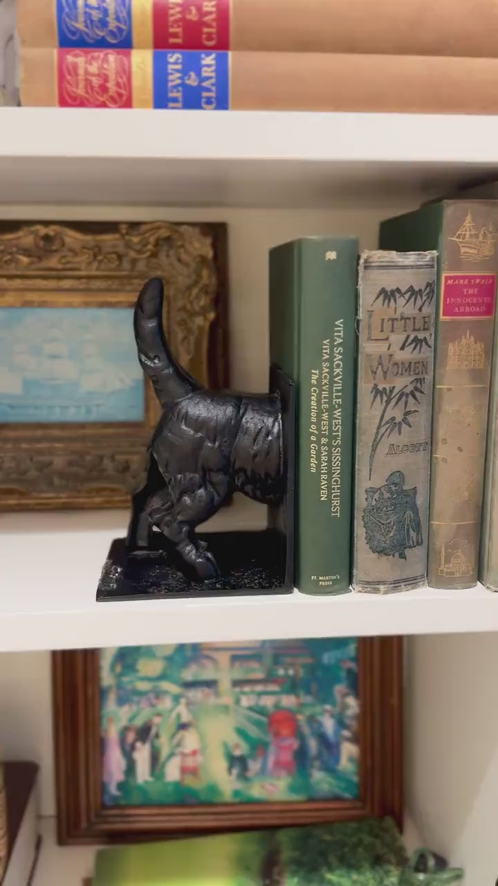 Vintage Cast Iron Dog Bookend